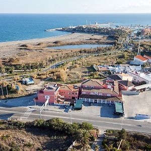 Hotel Las Camelias